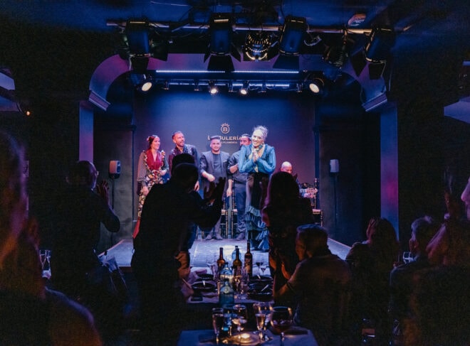 Cena con espectáculo flamenco
